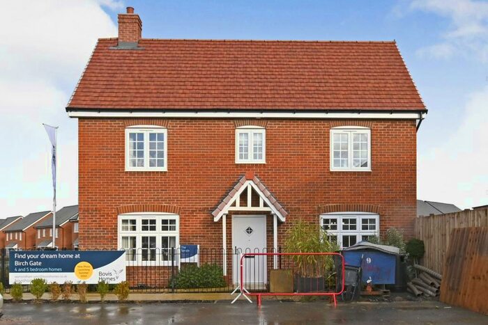 3 Bedroom Detached House For Sale In Swallow Drive, Wymondham, NR18
