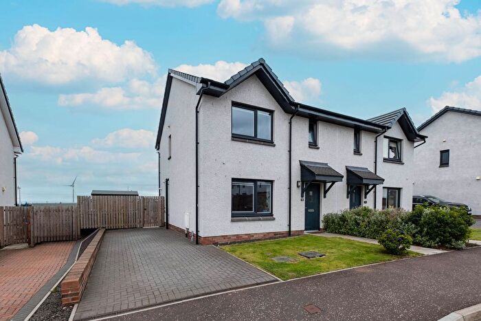 3 Bedroom Semi-Detached House For Sale In Ballumbie Rise Gardens, Dundee, DD4