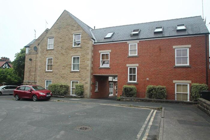 2 Bedroom Flat To Rent In Mornington Mews, Mornington Terrace, Harrogate, North Yorkshire, HG1