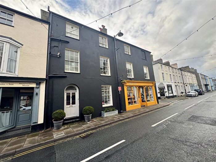 3 Bedroom End Of Terrace House For Sale In Castle Street, Beaumaris, LL58