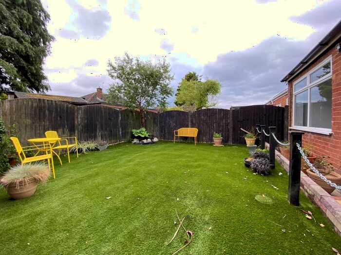2 Bedroom Semi-Detached Bungalow For Sale In Brierley Road West, Manchester, M27