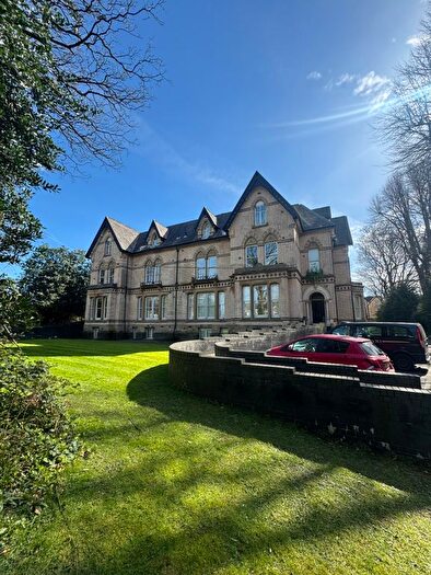 1 Bedroom Flat To Rent In Whalley Road, Manchester, M16