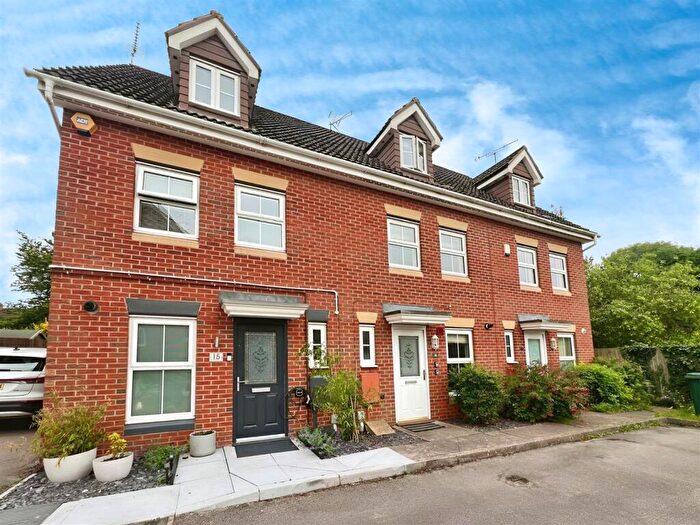 3 Bedroom Terraced House To Rent In William Kirby Close, Tile Hill, Coventry, CV4