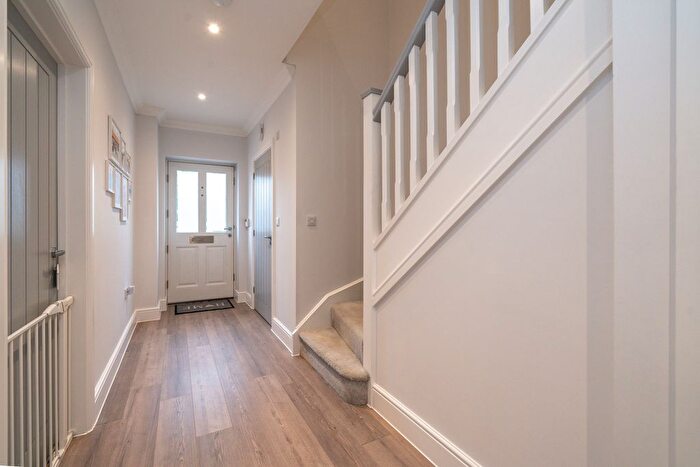3 Bedroom Terraced House For Sale In Church Lane, Aston Clinton, Aylesbury, HP22