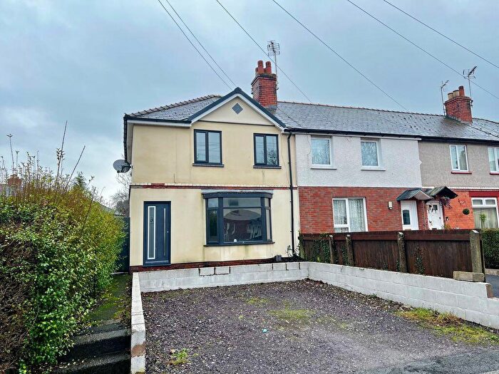 3 Bedroom End Of Terrace House For Sale In Jarman Avenue, Wrexham, LL13