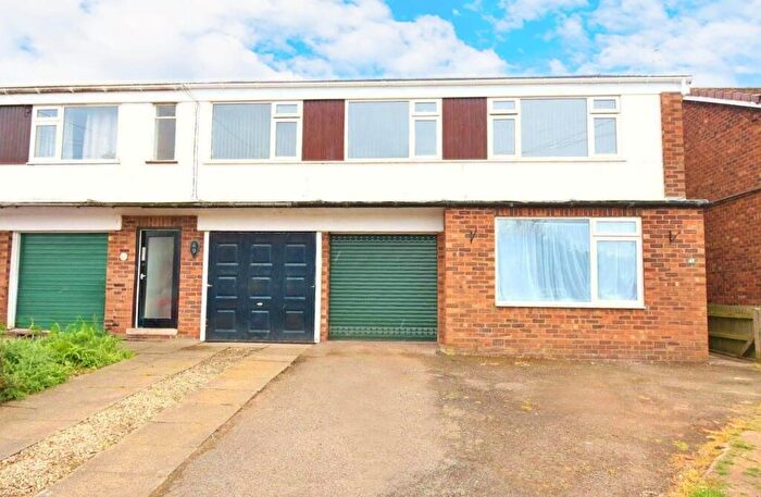 3 Bedroom Maisonette For Sale In Hatherell Road, Radford Semele, CV31