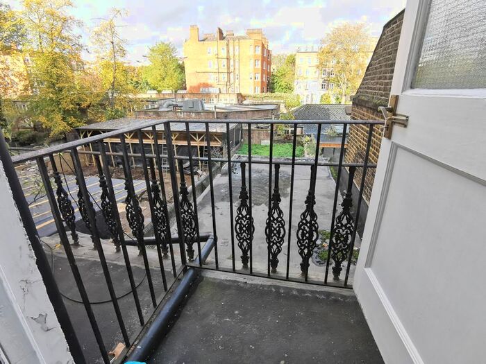 Studio To Rent In Penywern Road, Earls Court, SW5