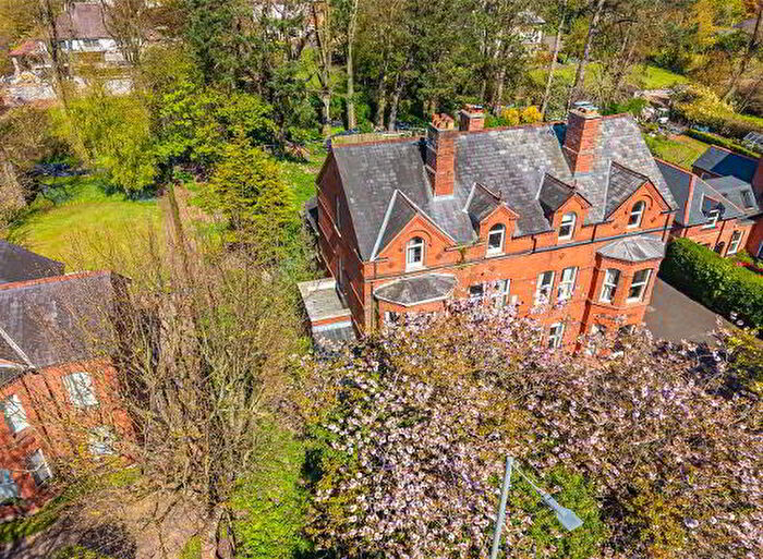 Semi-Detached House For Sale In Balmoral Avenue, Belfast, BT9