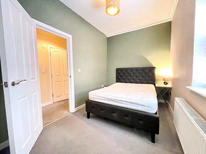 1 Bedroom Property To Rent In Alumhurst Road, Bournemouth, BH4
