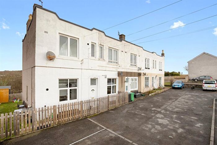 3 Bedroom Flat For Sale In Main Street, Cairneyhill, KY12