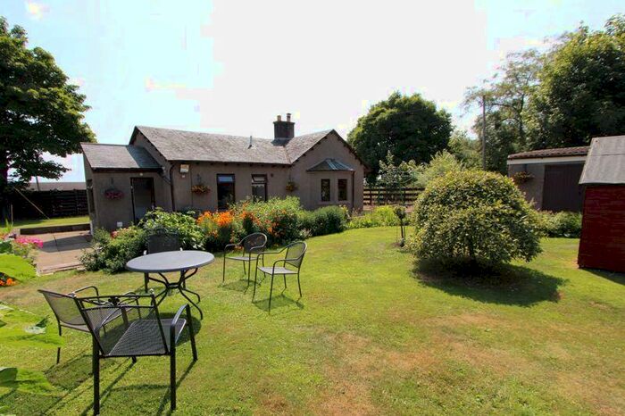 2 Bedroom Detached Bungalow For Sale In South Lodge House With .ac Garden, KY4