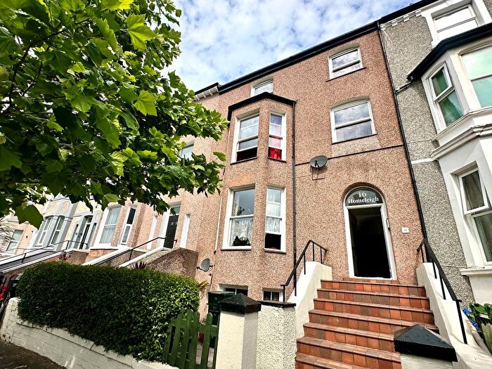 1 Bedroom End Of Terrace House To Rent In Lloyd Street, Llandudno, LL30