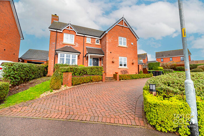 4 Bedroom Detached House For Sale In The Hills, Warton, B79
