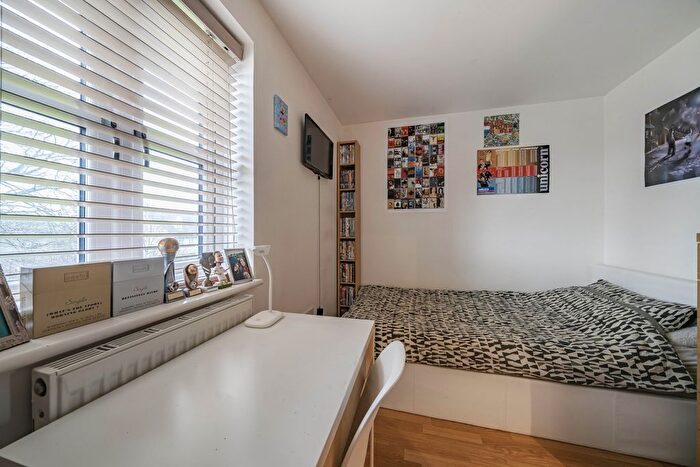 3 Bedroom Terraced House For Sale In Crab Tree Close, Malmesbury, Wiltshire, SN16
