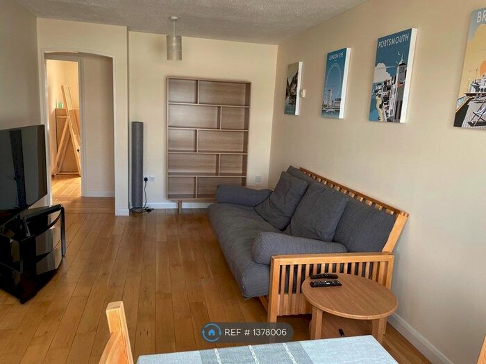 1 Bedroom Flat To Rent In Josephs Road, Guildford, GU1