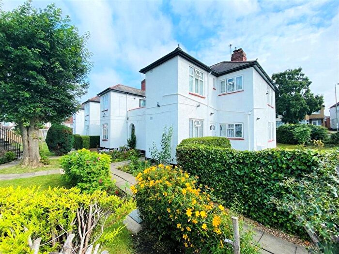 2 Bedroom Apartment To Rent In Colin Court, Lynton Avenue, NW9