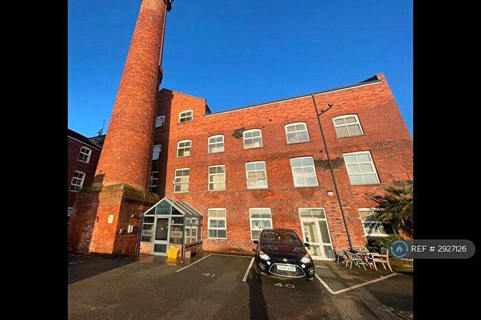 1 Bedroom Flat To Rent In Commercial Street, Morley, LS27