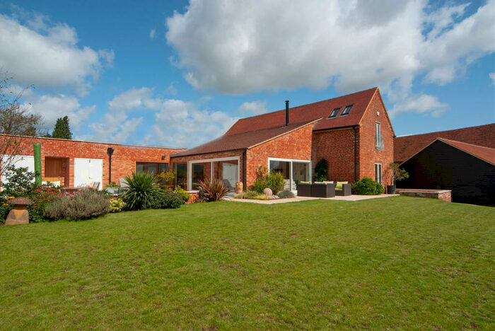 4 Bedroom Barn Conversion For Sale In Oversley Castle, Alcester, B49