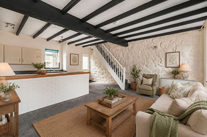 2 Bedroom End Terrace House For Sale In Fore Street, St. Stephens, PL26