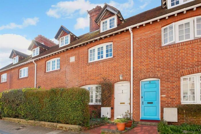 2 Bedroom House To Rent In Little London, Chichester, PO19