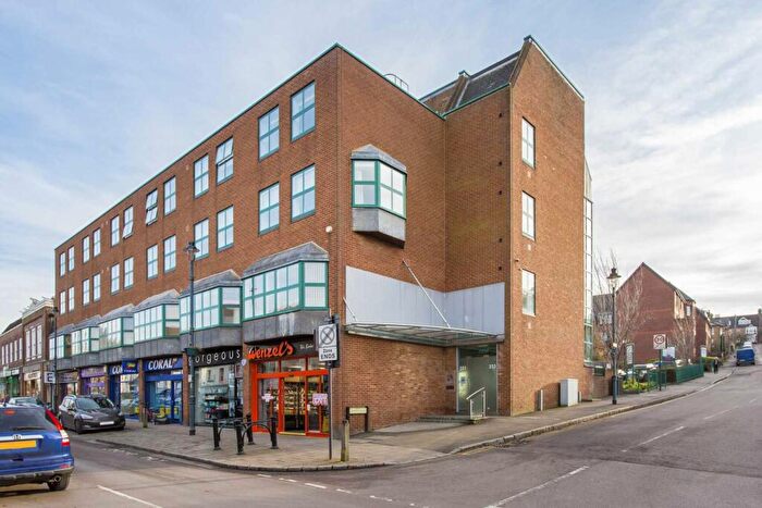 1 Bedroom Apartment To Rent In Callard House, High Street, Berkhamsted, Hertfordshire, HP4