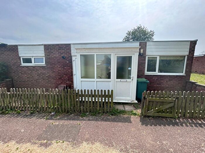 2 Bedroom Bungalow To Rent In Arrow Place, Bletchley, MK2