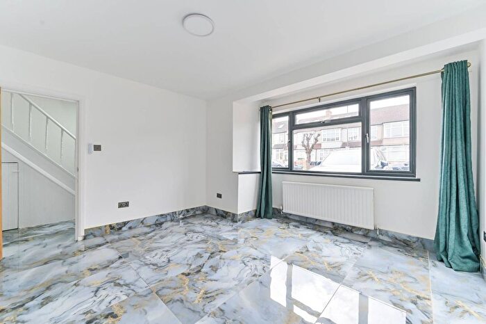 4 Bedroom Terraced House To Rent In Northborough Road, Norbury, London, SW16