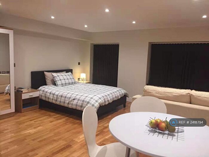 1 Bedroom Flat To Rent In Market Place, Reading, RG1