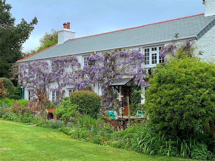 4 Bedroom Detached House For Sale In Upton Cross, Liskeard, PL14