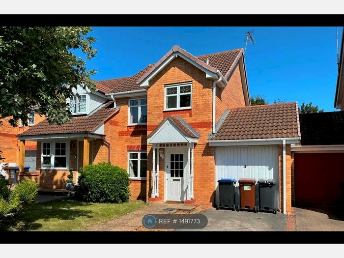 2 Bedroom Semi-Detached House To Rent In Riverstone Way, Northampton, NN4