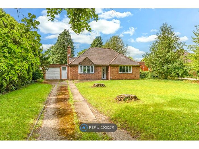 2 Bedroom Detached House To Rent In Lime Tree Avenue, Bilton, Rugby, CV22