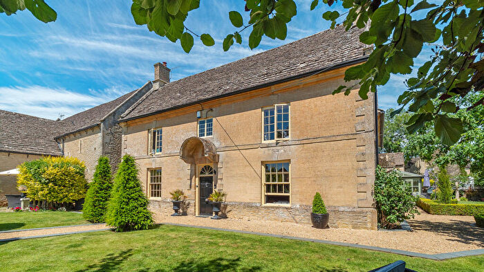 6 Bedroom Detached House For Sale In Lower End Alvescot Bampton, Oxfordshire, OX18