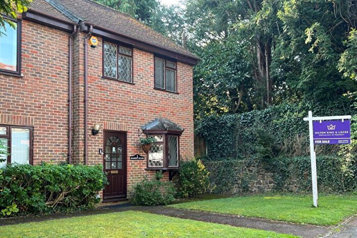 2 Bedroom Semi Detached House For Sale In Market Place, Chalfont St Peter, Gerrards Cross, SL9