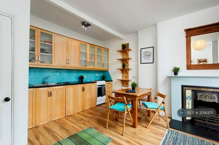 1 Bedroom Flat To Rent In Broughton Road, Edinburgh, EH7