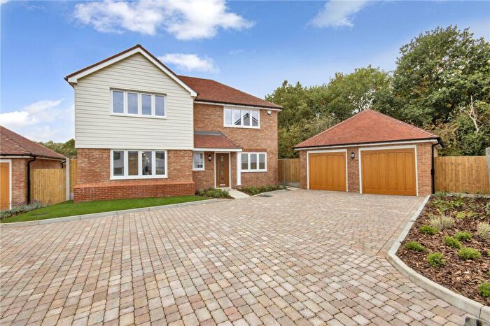 4 Bedroom Detached House For Sale In Egerton Nursery, Lambs Close, Hextable, Kent, BR8