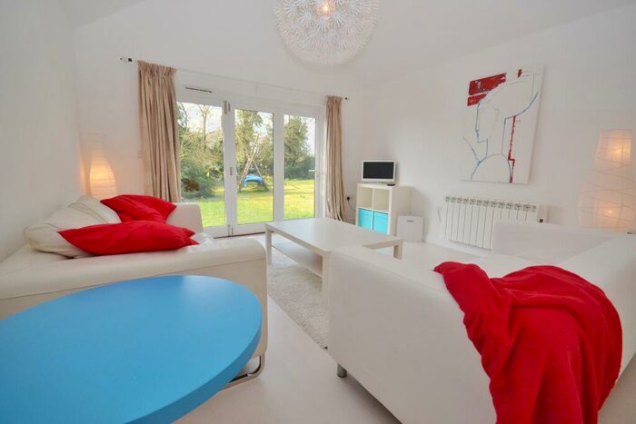 1 Bedroom Garage / Parking To Rent In Deynes Road, Debden, Saffron Walden, Essex, CB11