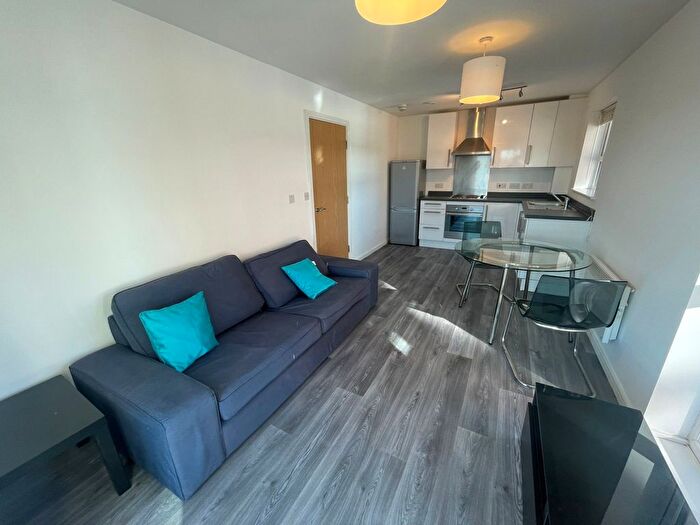 1 Bedroom Flat To Rent In Salford, Salford, Lancashire, M7