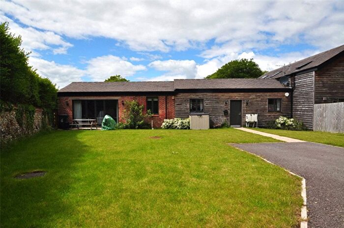 Semi Detached House To Rent In Reading Road, Goring, Reading, Oxfordshire, RG8