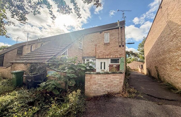 3 Bedroom End Of Terrace House For Sale In Moretons, Basildon, SS13