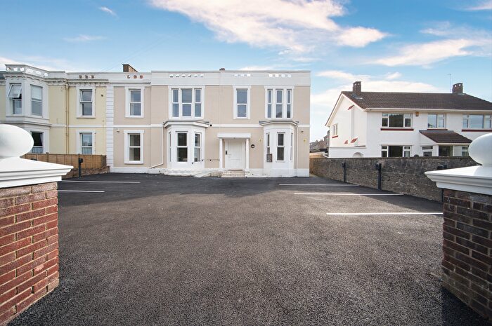 1 Bedroom Flat For Sale In Ellenborough Park South, Weston-Super-Mare, BS23