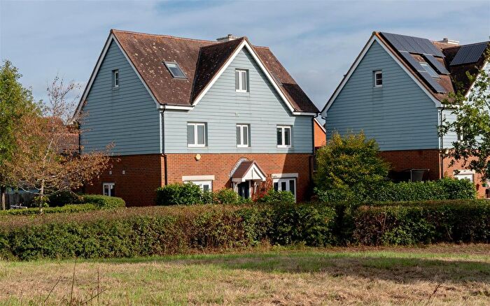 5 Bedroom Detached House For Sale In The Moors, Redhill, RH1