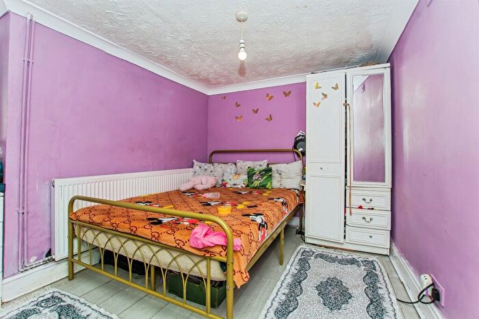 4 Bedroom Detached House For Sale In St. Peters Road, Wisbech, PE13