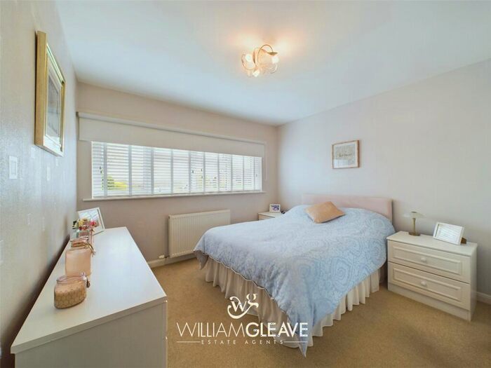 3 Bedroom Bungalow For Sale In Rockcliffe, Bryn-y-Baal, Mold, Flintshire, CH7