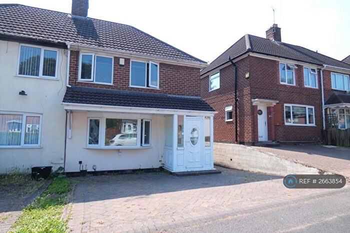 3 Bedroom Semi-Detached House To Rent In Lambeth Road, Birmingham, B44