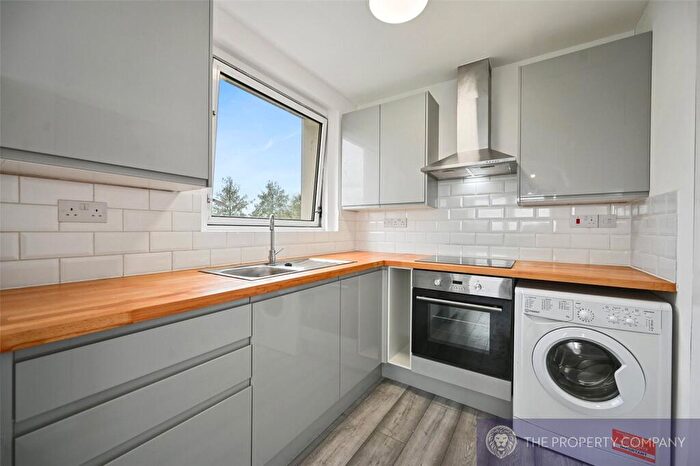 1 Bedroom Apartment To Rent In Hornsey Road, London, N7