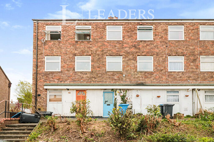 1 Bedroom Flat To Rent In Rivermill, Harlow, CM20