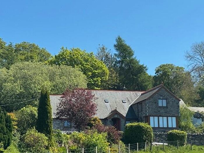 4 Bedroom Detached House To Rent In Cynwyd, LL21