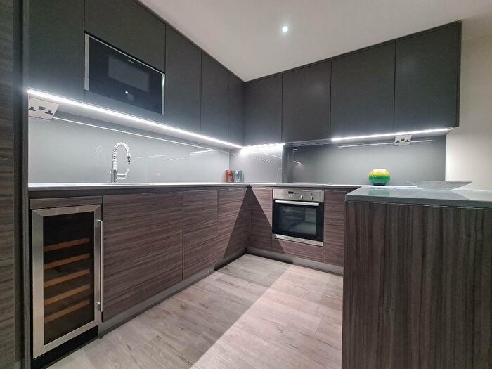 1 Bedroom Flat To Rent In Aerodrome Road, Beaufort Park, London, NW9