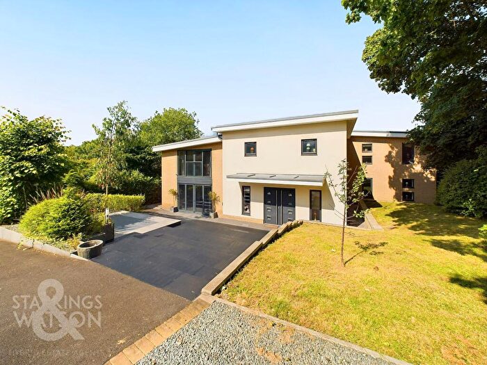7 Bedroom Detached House For Sale In Colney Lane, Cringleford, NR4
