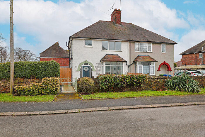 3 Bedroom Semi Detached House For Sale In Newbold Drive, Newbold, Chesterfield, S41